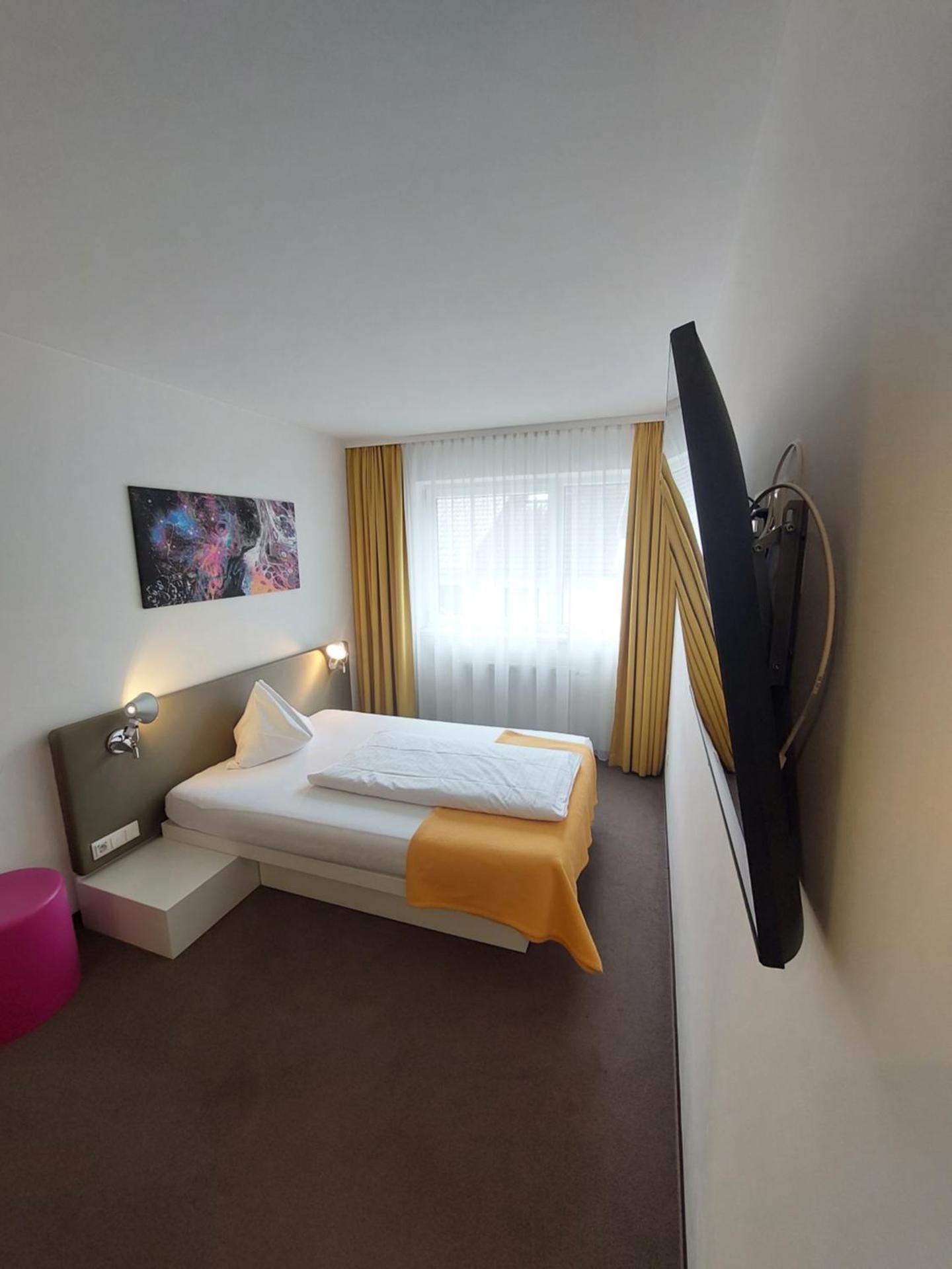 Economy Single Room