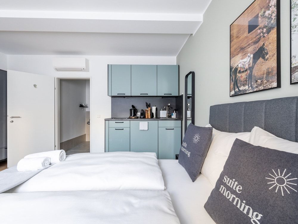 Limehome Klagenfurt Goessgasse Suite with disability access 2