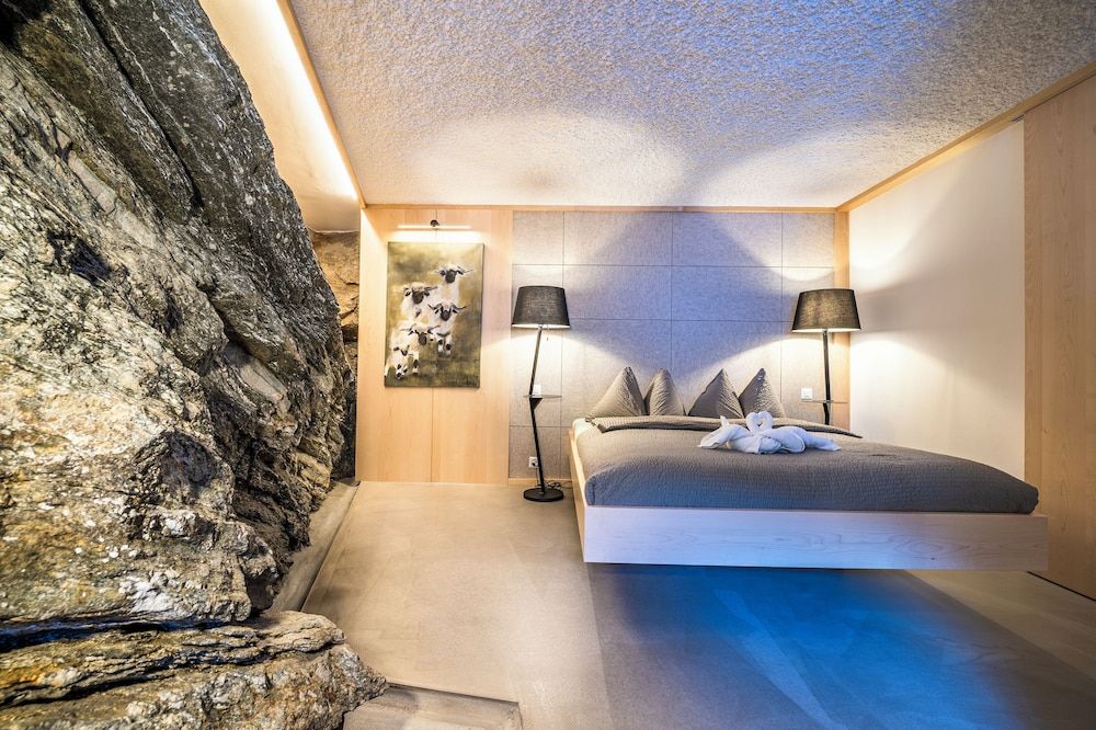 Luxury Apartment