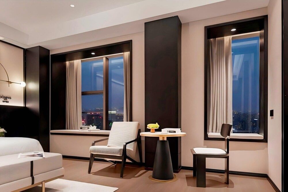 BONINGHOTEL Elite Double Room, City View 8