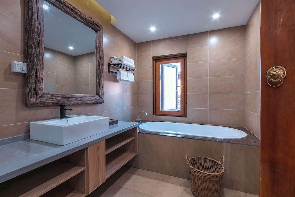 Lijiang half yard hotel Elite Suite, Garden View 6