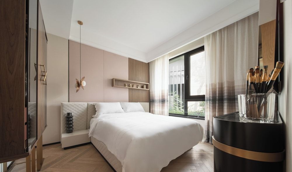 Comfort Suite, Lake View