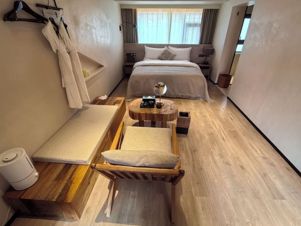 Economy Double Room, Garden View