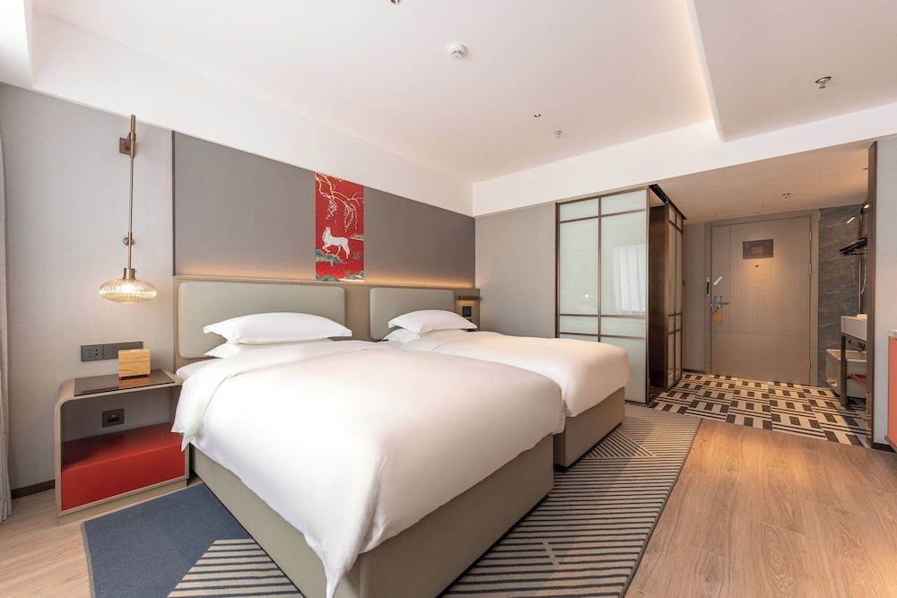 Luxury Twin Room