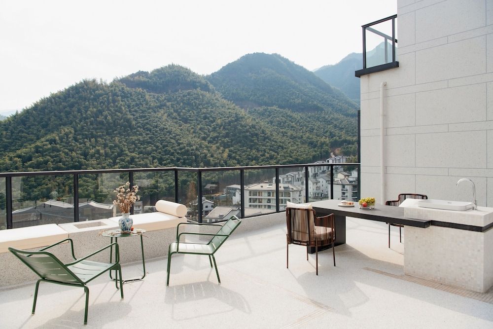 Non Hills Panoramic Double Room, Patio, Mountain View 5