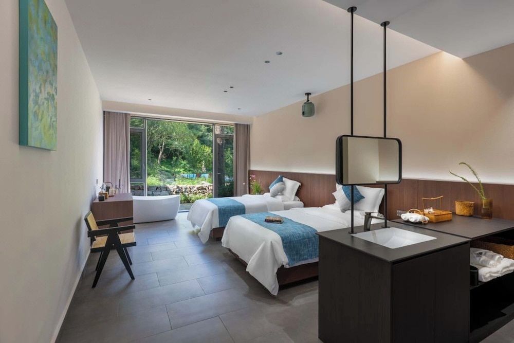 Design Twin Room, Hill View