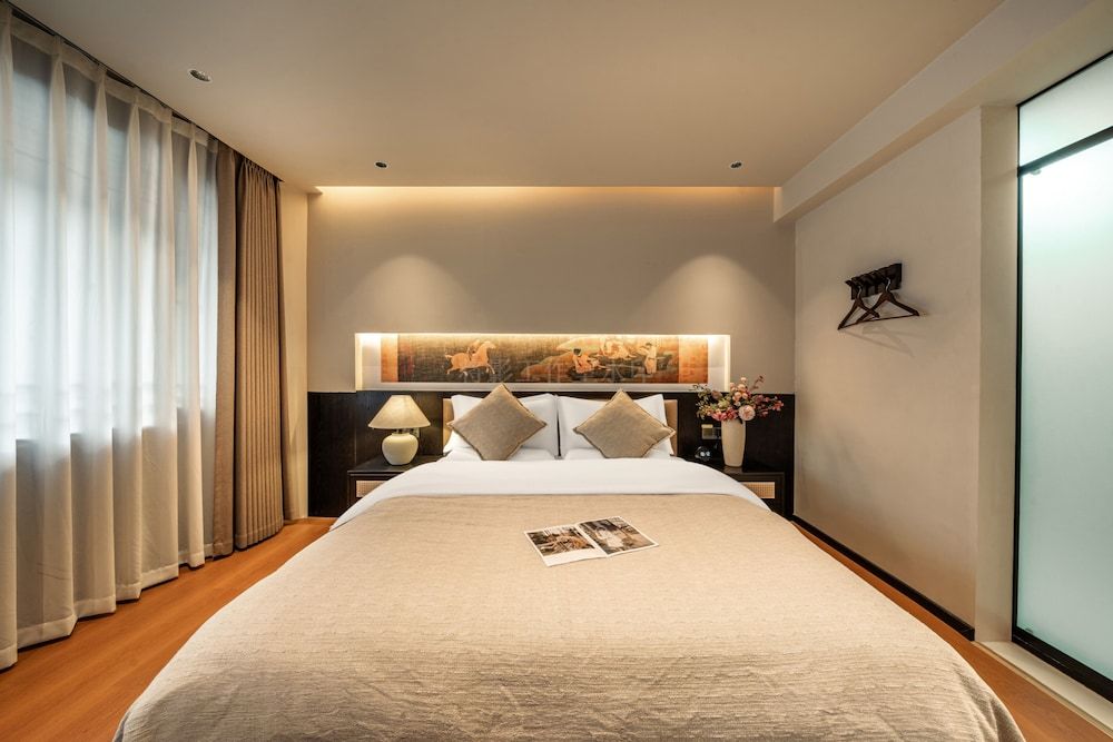 Deluxe Double Room, Garden View