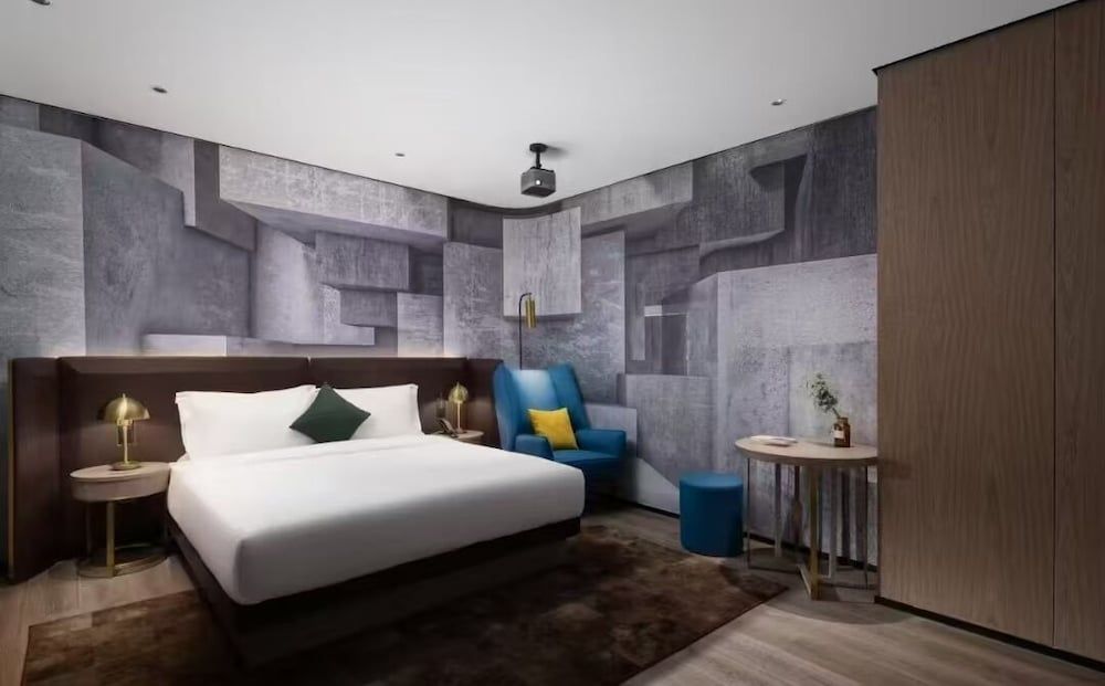 Luxury Double Room, City View