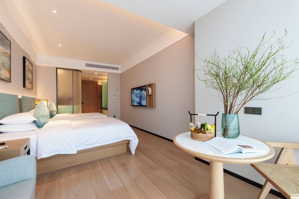 Four Seasons Twin Room