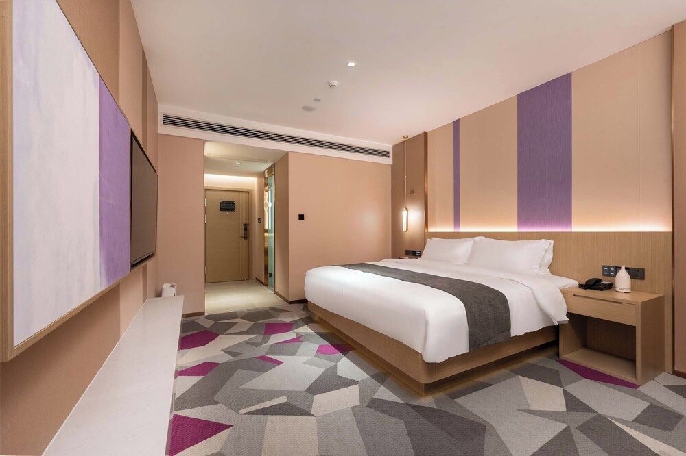 Classic Single Room, City View
