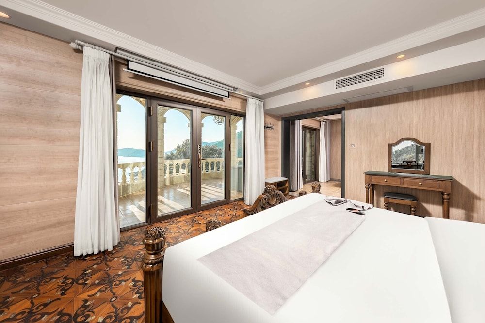 Classic Suite, Sea View
