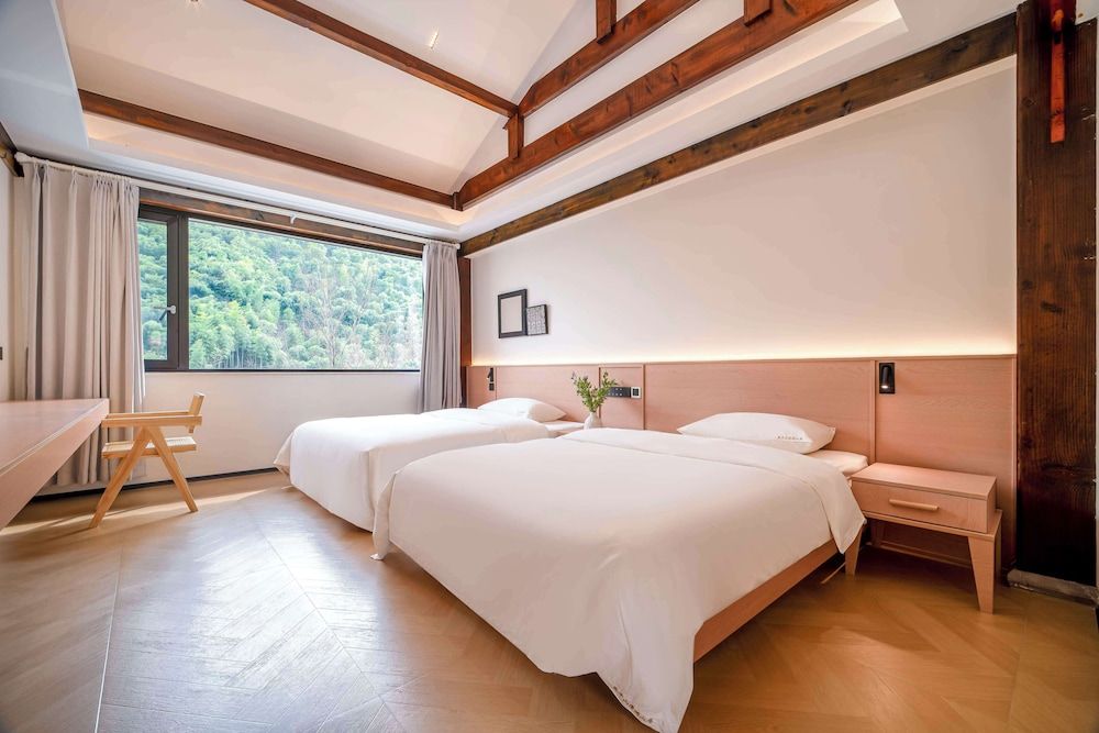 Wuxing Qinglan Homestay Superior Twin Room, Courtyard View 3