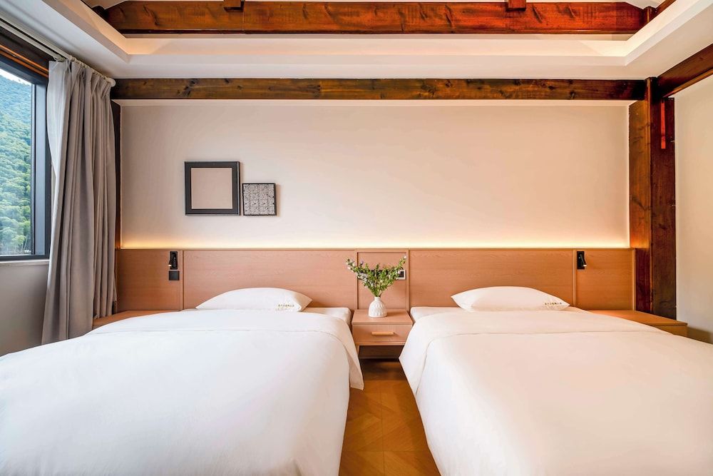 Wuxing Qinglan Homestay Superior Twin Room, Courtyard View