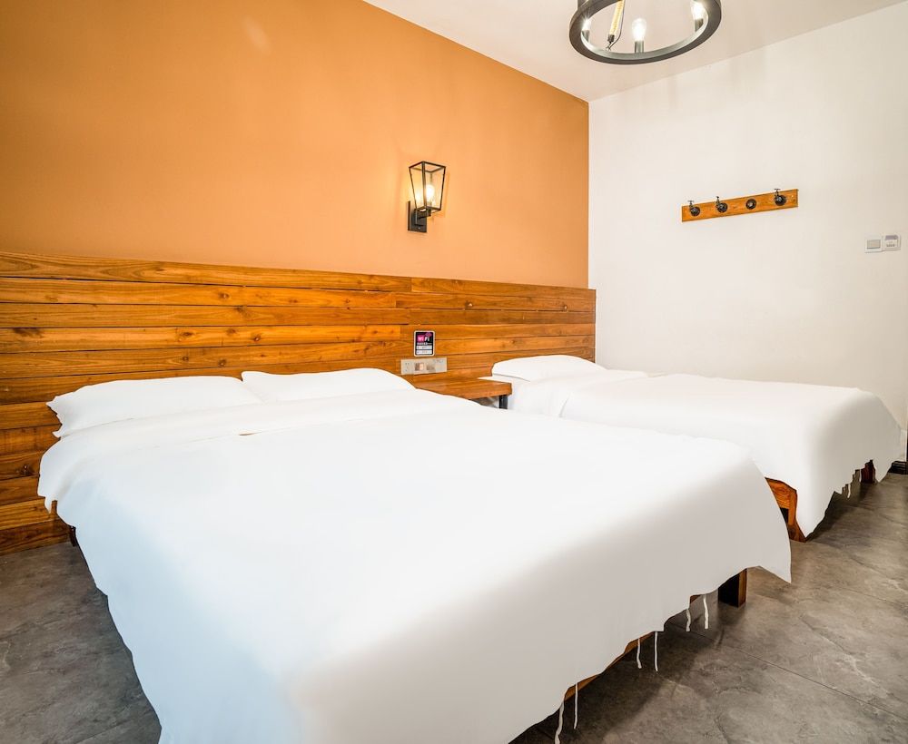 Comfort Triple Room