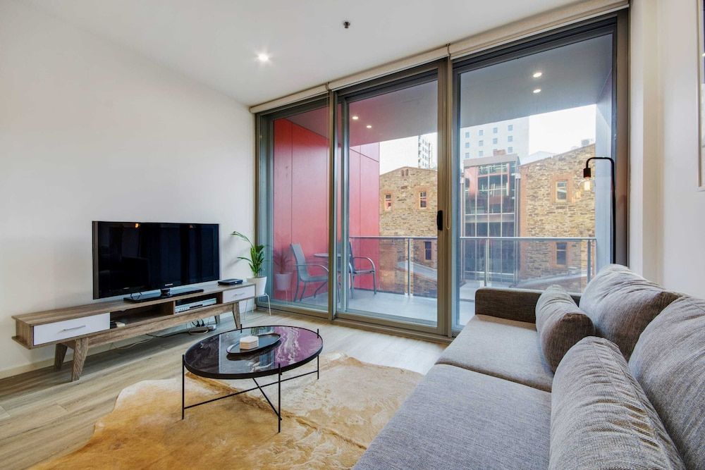 Swainson on Bent City Apartment, 2 Bedrooms 241