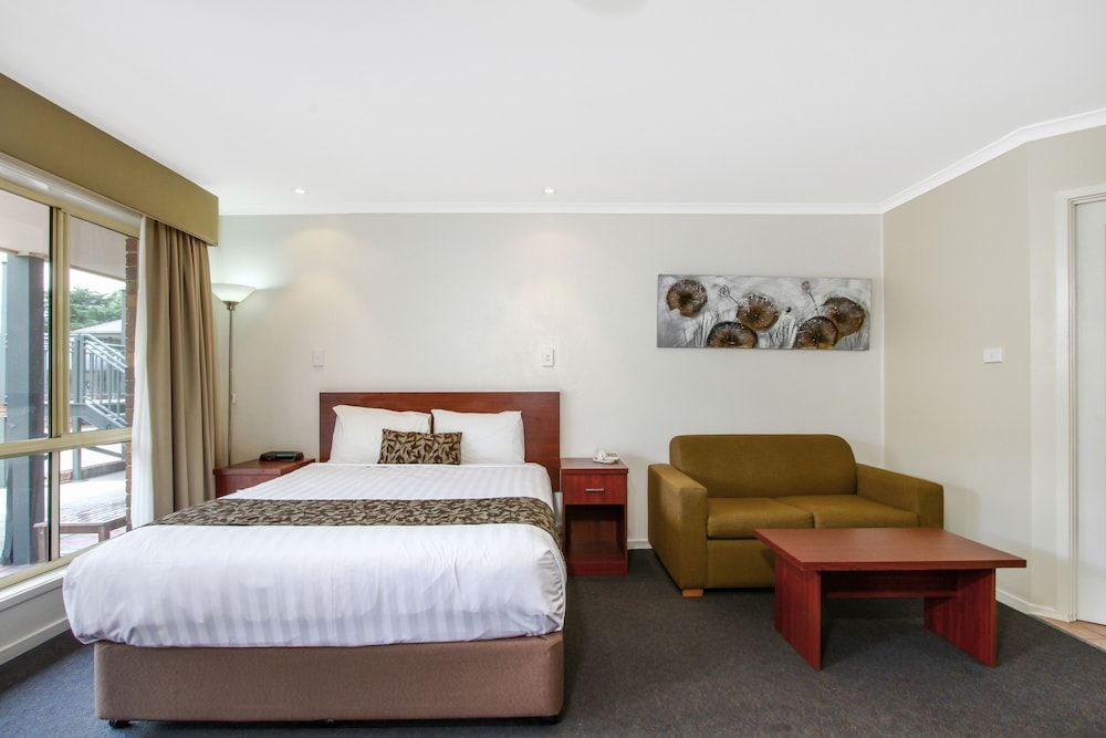 Executive Room, Kitchenette (Executive Queen Spa), Free Wi-Fi & Parking