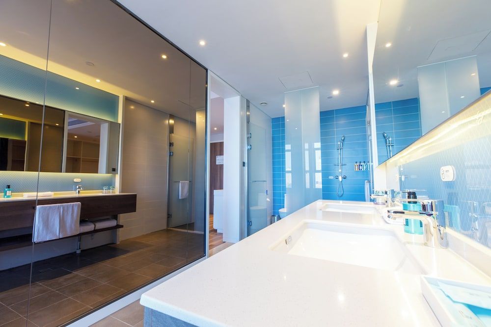 Holiday Inn Express Harbin Qunli by IHG Standard Room, 1 King Bed 32