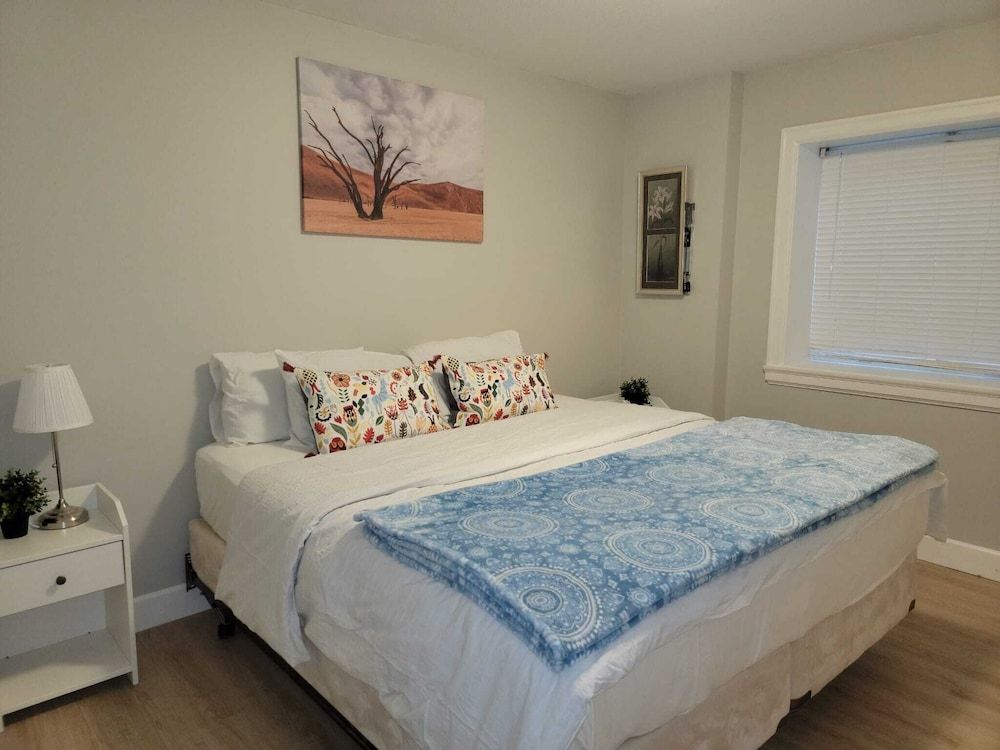 Oscar Inn & 2bd Suite up to 6 people private Family Suite, 2 Bedrooms, Kitchen