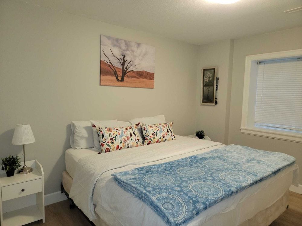 Oscar Inn & 2bd Suite up to 6 people private Family Suite, 2 Bedrooms, Kitchen 2