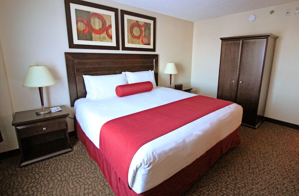 Century Casino & Hotel Edmonton Suite, 1 Bedroom 2