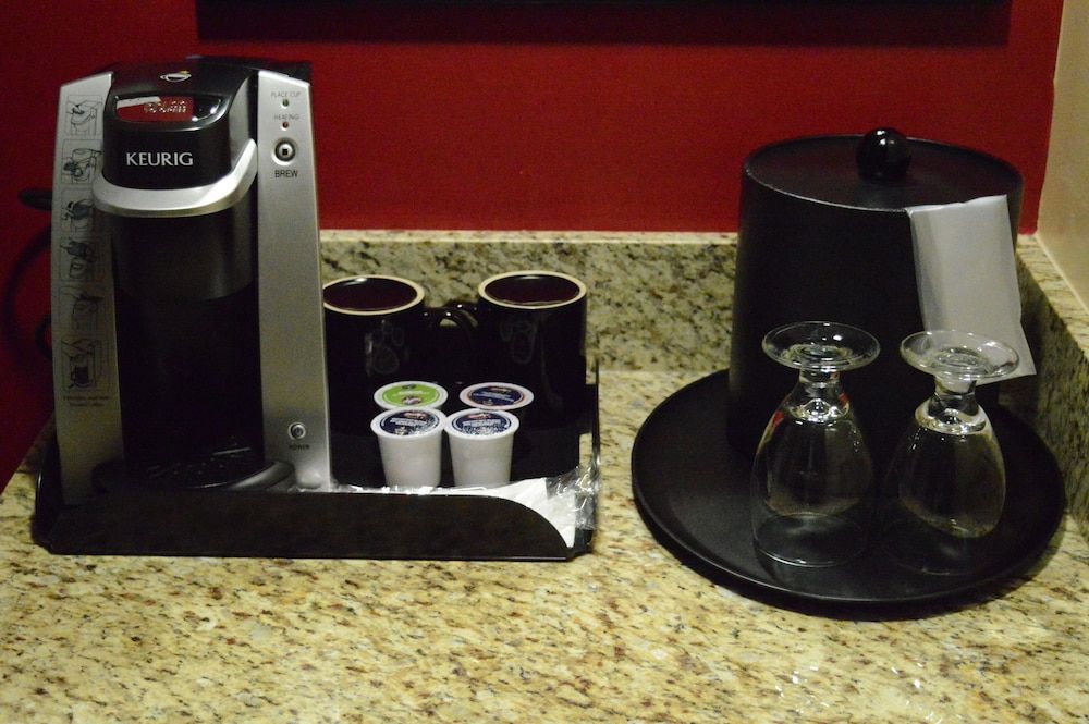 Century Casino & Hotel Edmonton Double Room, 2 Queen Beds 7