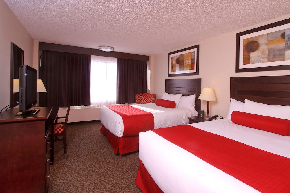 Century Casino & Hotel Edmonton Double Room, 2 Queen Beds 3