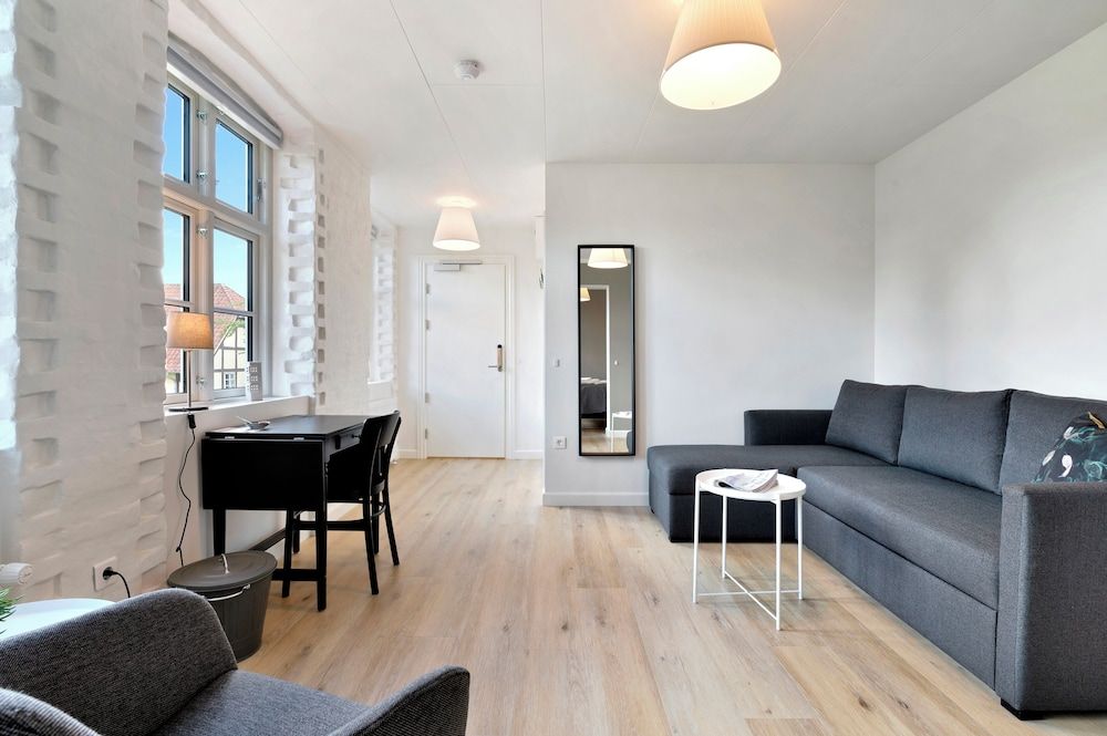 Kragsbjerggaard Hotel Deluxe Double Room, Garden View 6