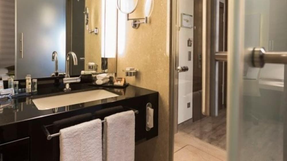 Hotel René Bohn Executive Suite 3