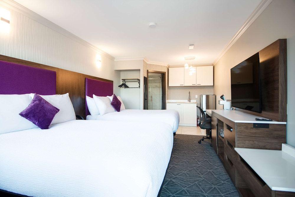 Coast Courtenay Hotel