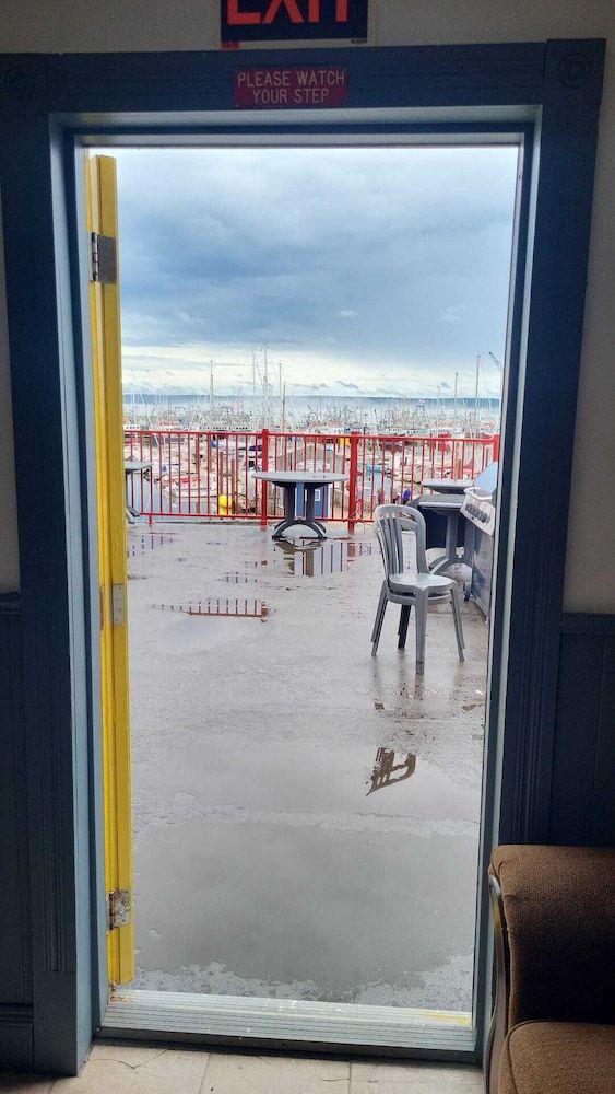 Digby Sailboat Suites Signature Room 7