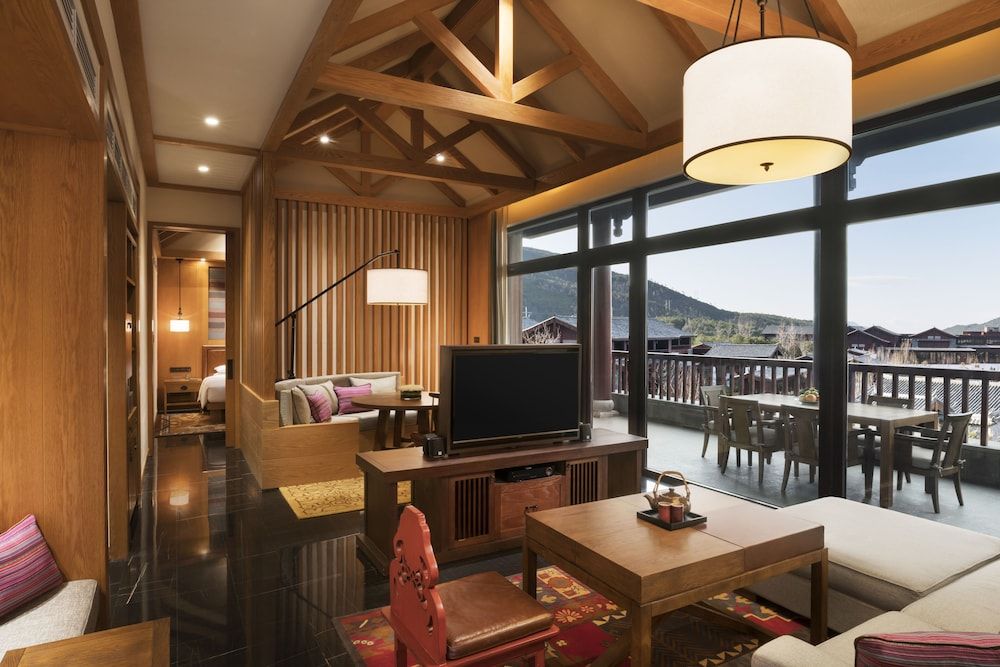 Jinmao Pureal Mountain Lijiang Luxury Villa, 2 Bedrooms, Non Smoking, Mountain View 2