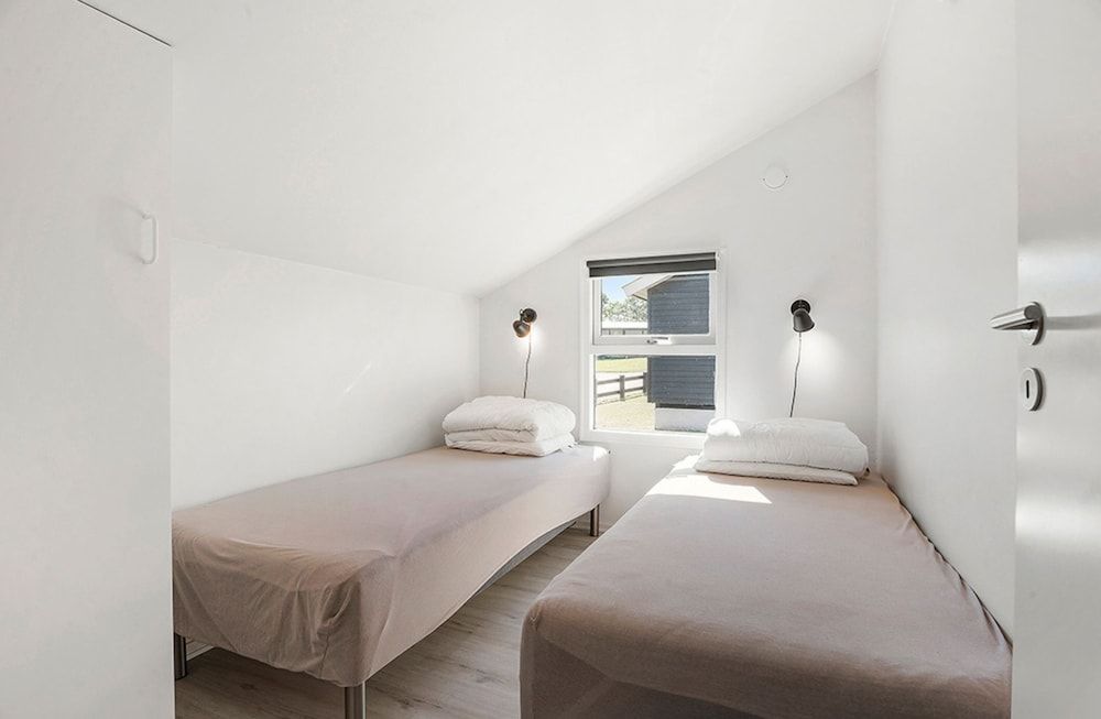 First Camp Holbæk Fjord Family Cabin 2