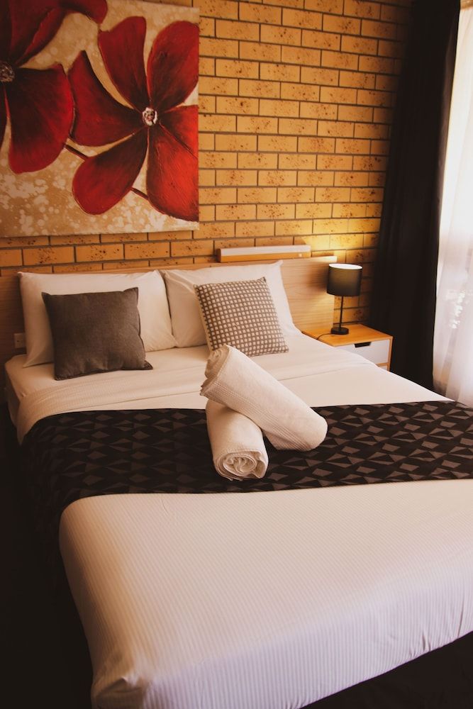 Squatters Homestead Motel Double Room 6