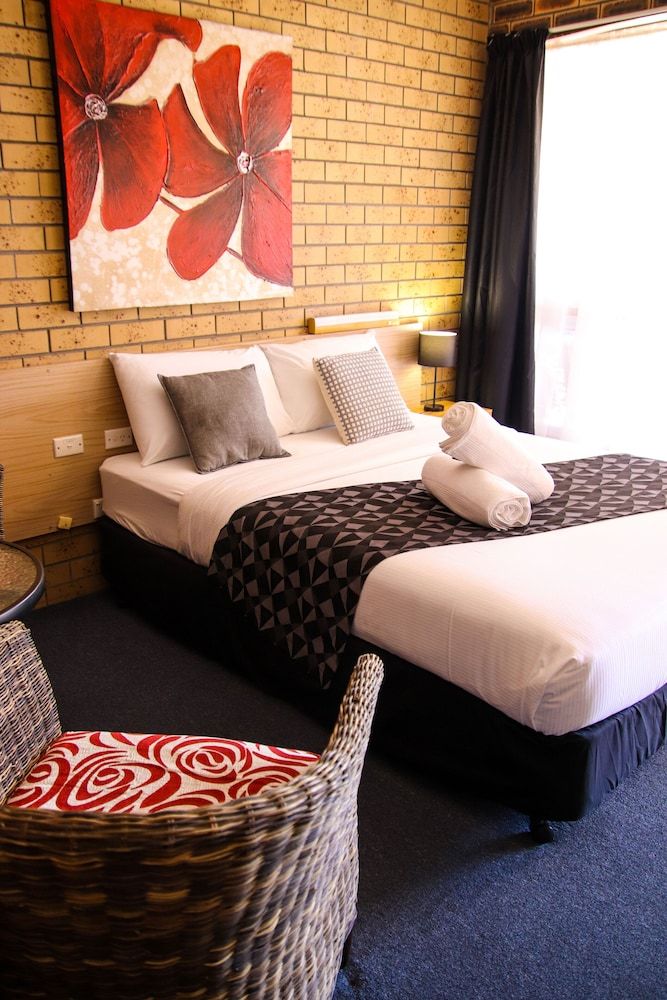 Squatters Homestead Motel Double Room 5