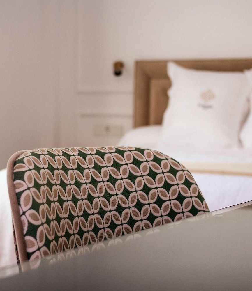 Bubaqia House Junior Suite, Balcony, Courtyard Area 2