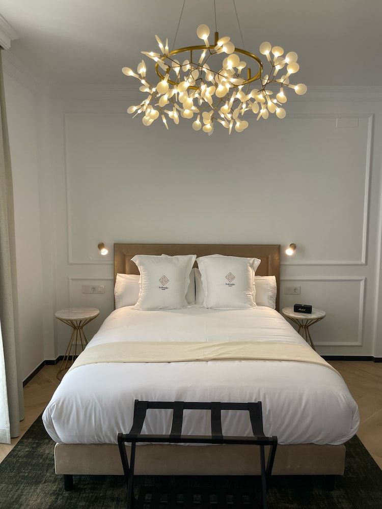 Bubaqia House Junior Suite, Balcony, Courtyard Area 3