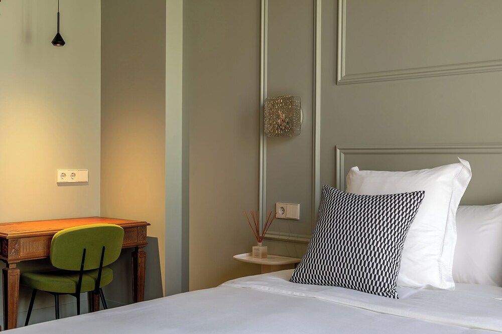 Superior Double Room, Courtyard View
