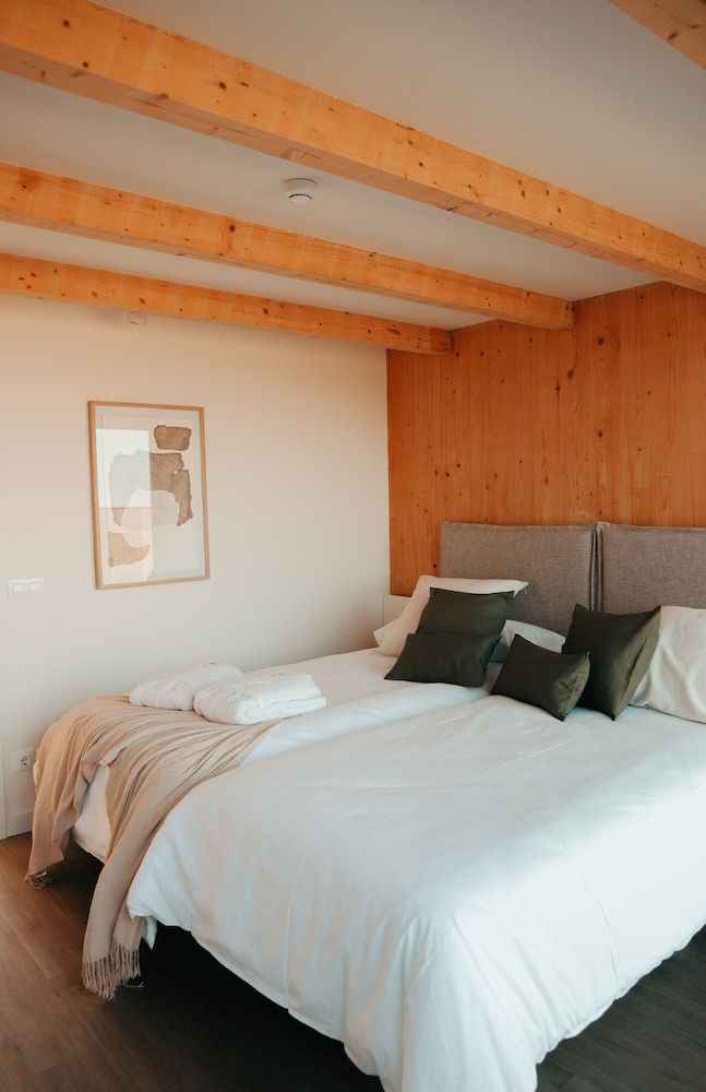 Espazo Deluxe Villa, 2 Bedrooms, Private Pool, Oceanfront 2