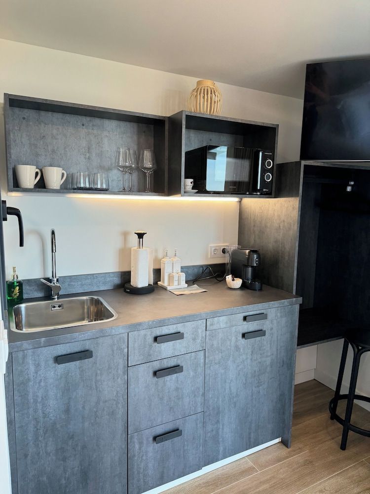 Espazo Comfort Cabin, 1 Queen Bed 3