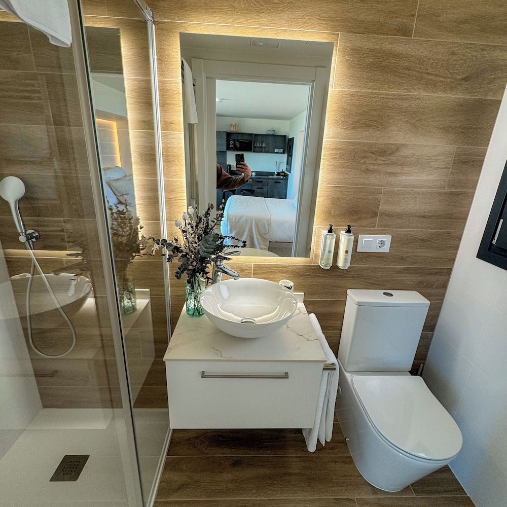 Espazo Premium Cabin 4