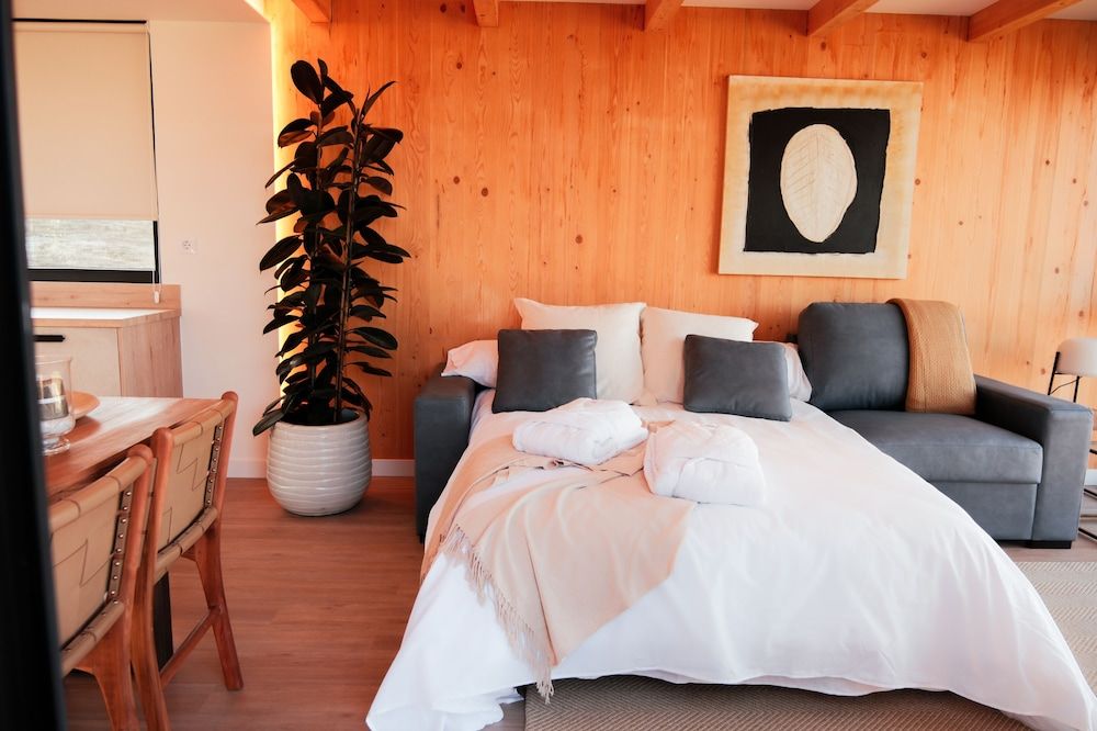 Espazo Deluxe Villa, 2 Bedrooms, Private Pool, Oceanfront 3