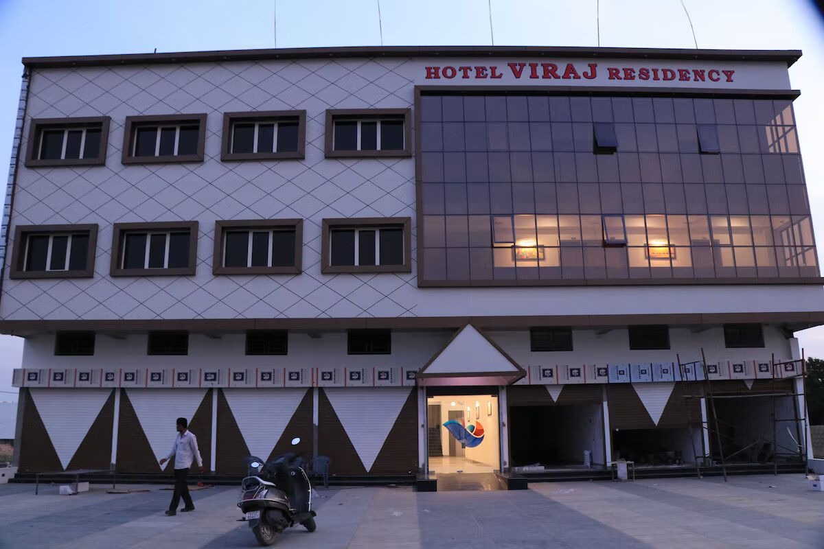 Hotel Viraj- Residency