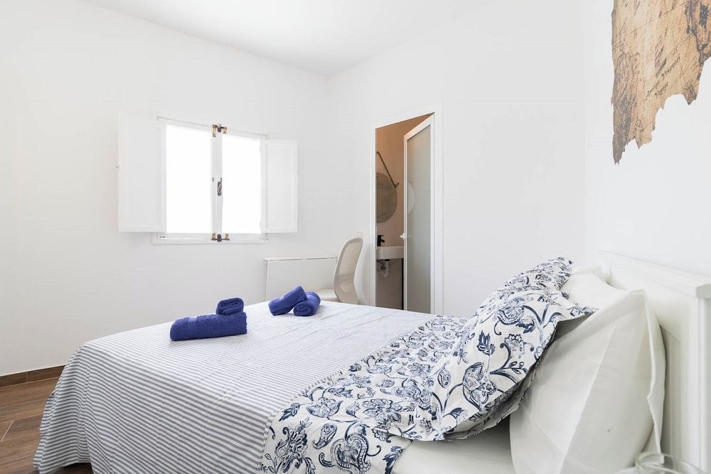 La Bussola Basic Double Room 2