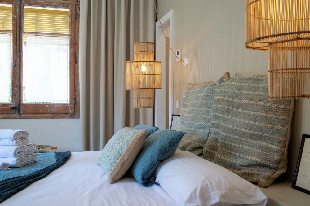 Hostal Boutique Sa Nansa Superior Deluxe with a view of the church 3