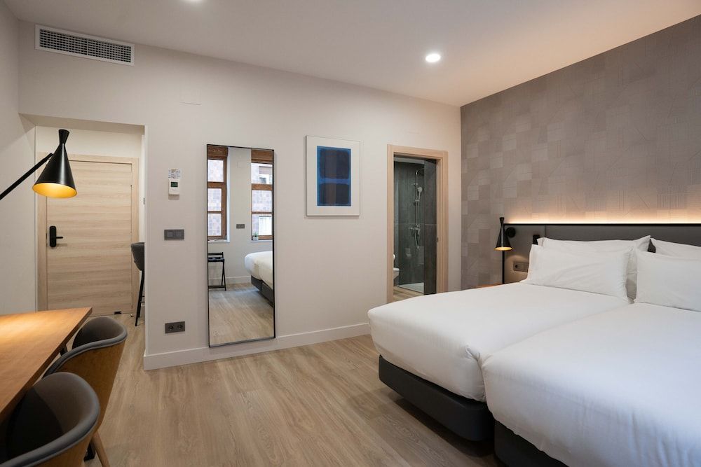 Prisma Suites City Studio 15