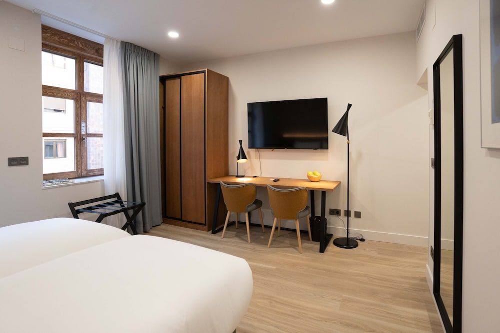 Prisma Suites City Studio 14