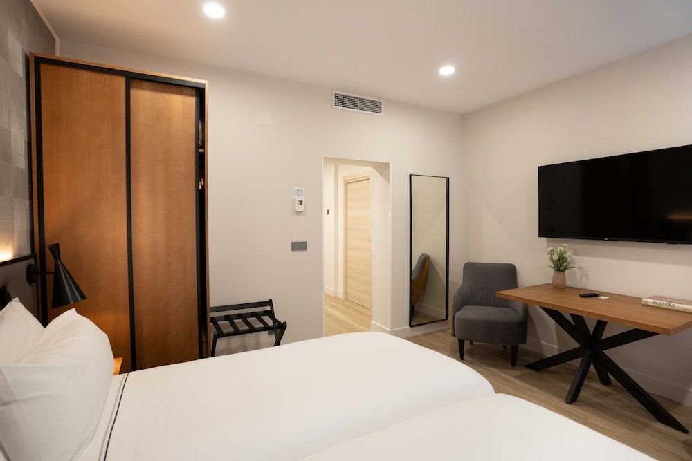 Prisma Suites City Studio 34