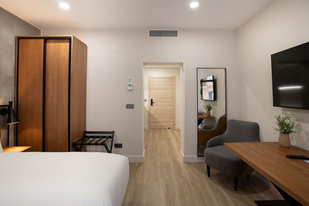 Prisma Suites City Studio 31