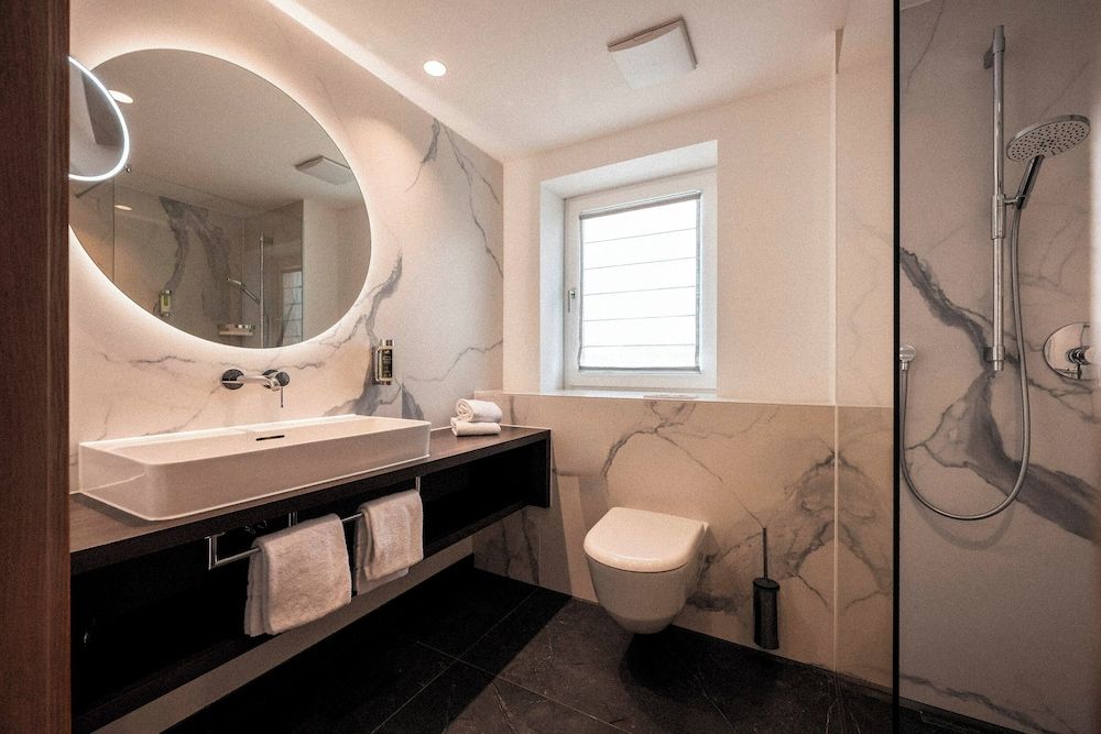 Wellnesshotel Wittelsbach Deluxe Double Room 12