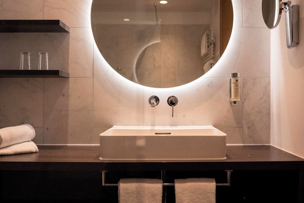 Wellnesshotel Wittelsbach Standard Double Room 11